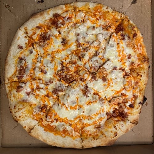 Buffalo Chicken Pizza (Round 21").