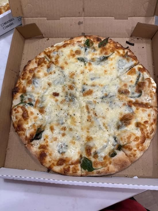 Ricotta, Mozzarella & Spinach Pizza (Rectangular 16"x24").
