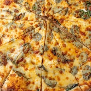 Ricotta, Mozzarella & Spinach Pizza (Round 21")